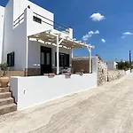 Charming Traditional Cycladic In Zefyria Appartement *