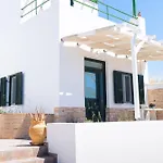 Charming Traditional Cycladic In Zefyria * Zefiría