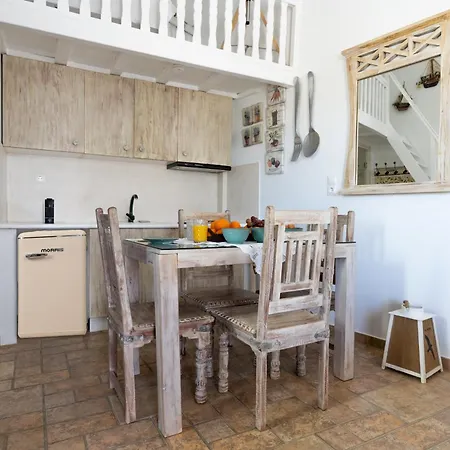 Appartement Charming Traditional Cycladic In Zefyria Zefiría