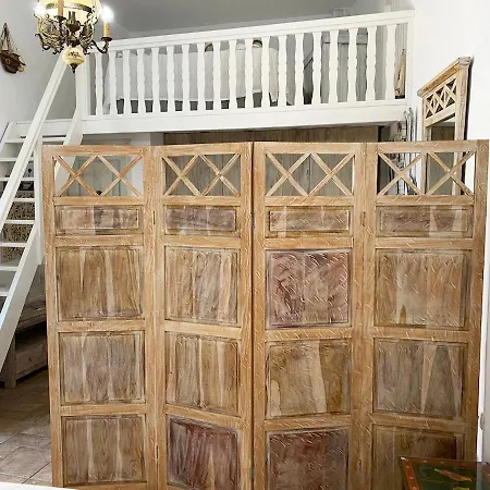 Charming Traditional Cycladic In Zefyria Апартаменты