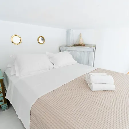 Charming Traditional Cycladic In Zefyria * Zefiría