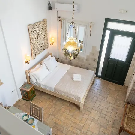 Apartamento Charming Traditional Cycladic In Zefyria